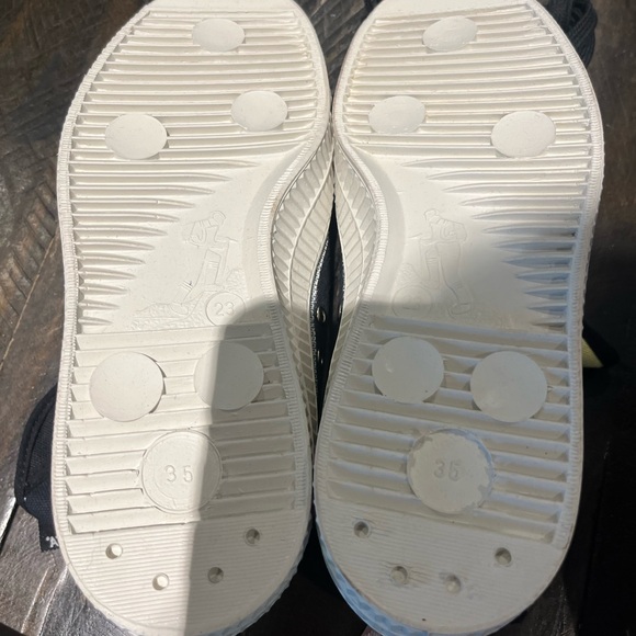 novesta kicks! Unworn and in magnificent condition - Picture 4 of 4